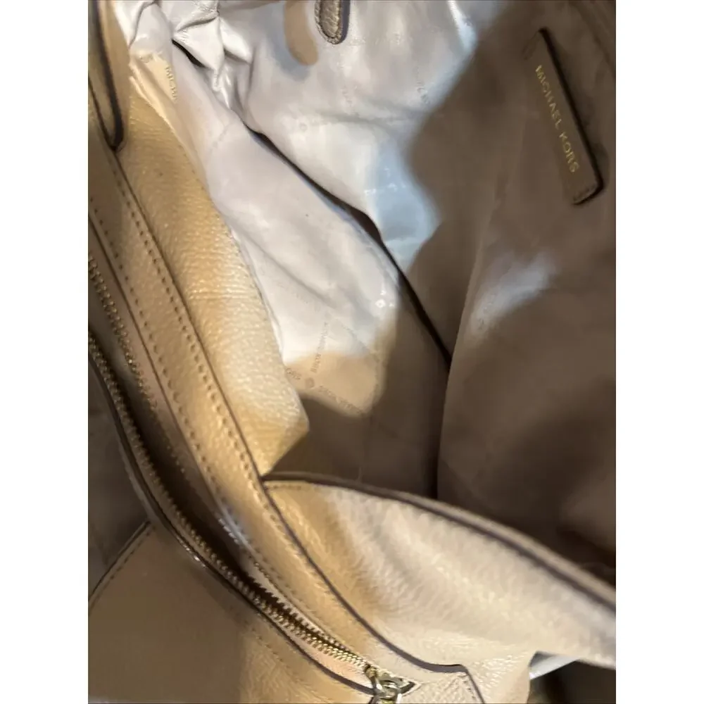 Michael Kors Tan Shoulder Bag with Slouchy Silhouette